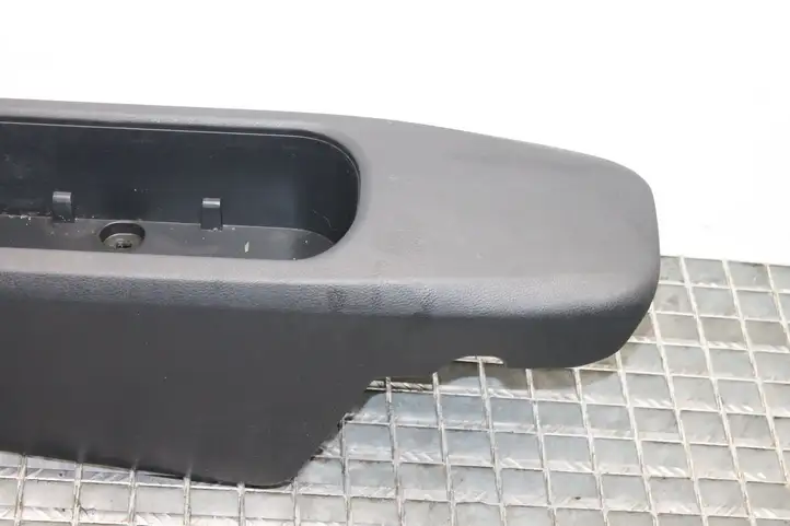 Subaru BRZ (2012 - 2016) 92113CA000 Другая деталь консоли (туннеля) — фото 4