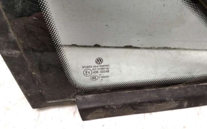 Volkswagen Touran I (2003 - 2010)  43R00048 Треугольное стекло в передней части кузова