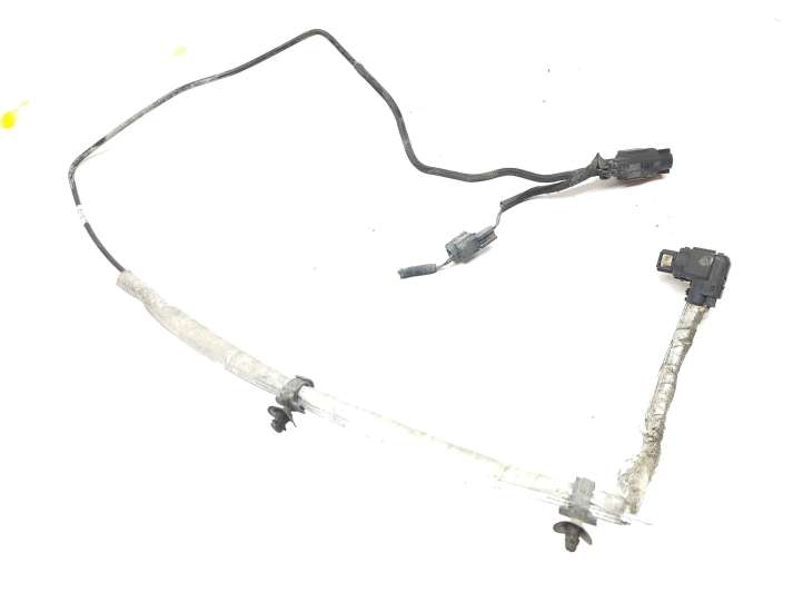 Nissan NV300 (2012 - 2020)  204208161R Трубка для заливки жидкости AdBlue