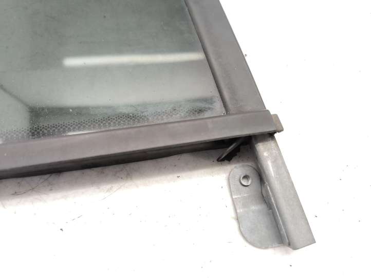 Land Rover Range Rover Sport (2005 - 2009)  43R001681 Маленькое стекло 