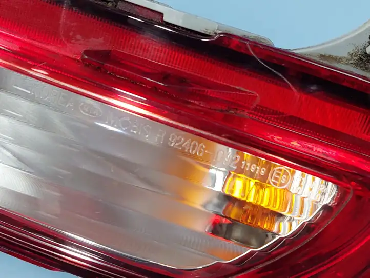 Kia Sportage (2016 - 2018) 92406D92 Задний противотуманный фонарь — фото 9