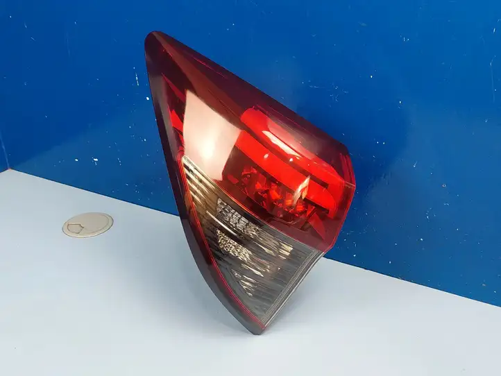Honda HR-V (2015 - 2020) 33552T7AH11 Задний фонарь в кузове — фото 1