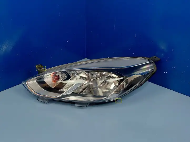Ford Fiesta (2017 - ) H1BB13W030AE Передняя фара — фото 1