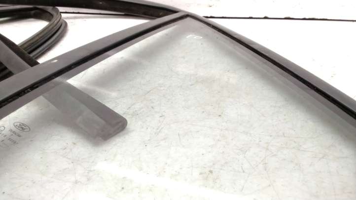 Ford Transit Connect (2002 - 2009)  43R00097 Маленькое стекло 