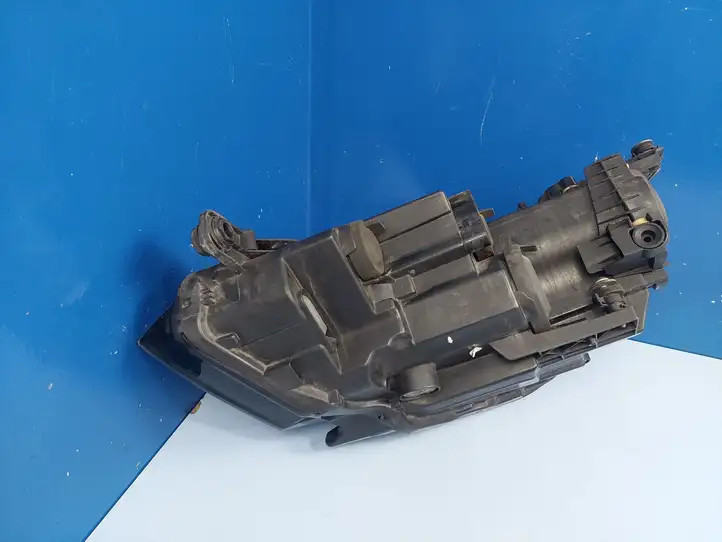 Volkswagen PASSAT B8 (2015 - ) 3G1941006B Передняя фара — фото 6