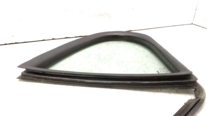 Seat Toledo II (1M) (1998 - 2006)  43R00048 Маленькое стекло 