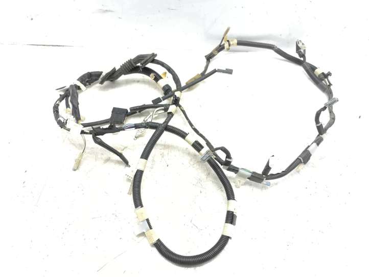 Toyota Prius (XW30) (2009 - 2015)  8218447170G Проводка крышки багажника
