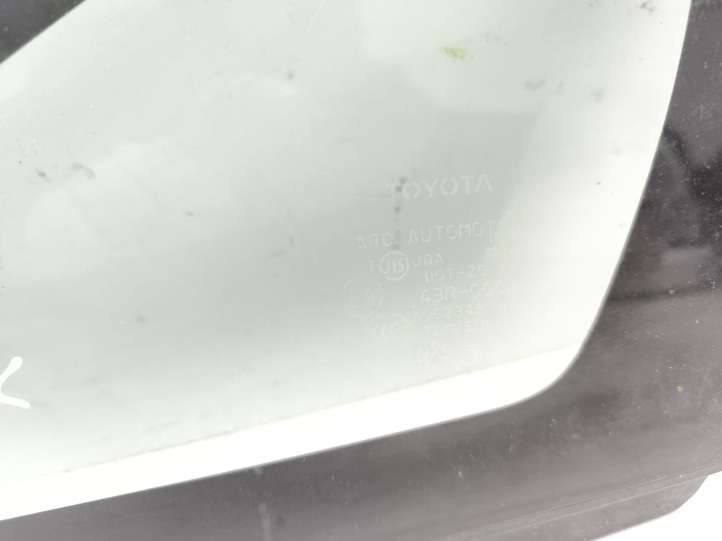 Toyota Prius (XW30) (2009 - 2015)  43R00034 Треугольное стекло в передней части кузова