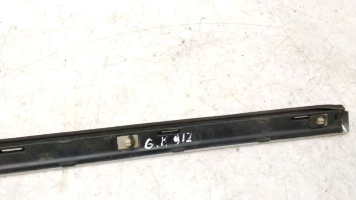 Citroen C6 (2005 - 2012)  96462894840 Отделка заднего бокового стекла