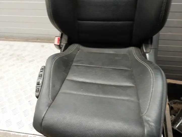Mercedes-Benz E C207 W207 (2009 - 2017) A1729007600 Комплект салона — фото 6
