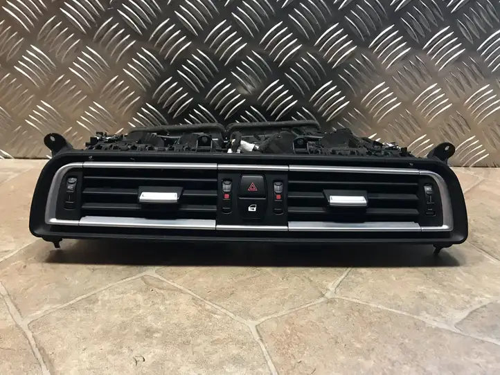 BMW 7 F01 (2008 - 2016) 9115859 Другая деталь консоли (туннеля) — фото 4