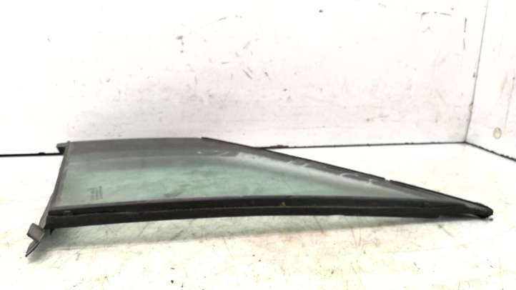 Citroen C8 (2002 - 2008)  43R001025 Маленькое стекло 