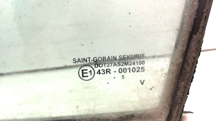 Citroen C8 (2002 - 2008)  43R001025 Маленькое стекло 