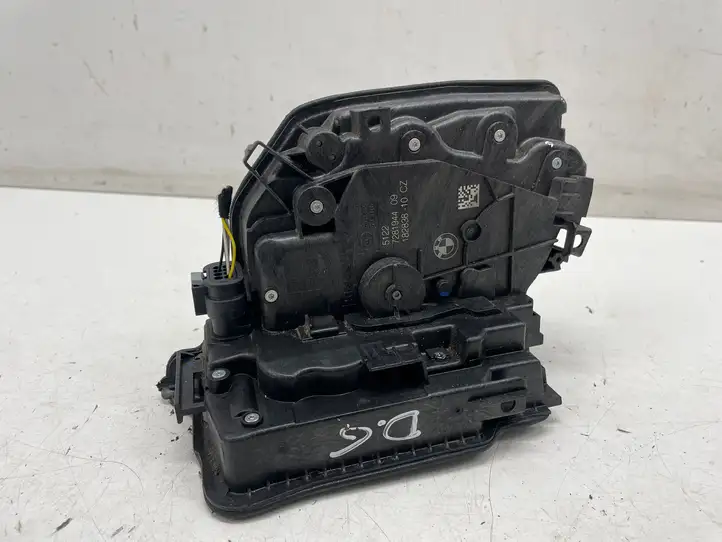 BMW X1 F48 F49 (2015 - 2022) 7281944 Замок задней двери — фото 1