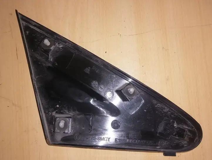 Honda Civic (2006 - 2011) Молдинг крыла — фото 2