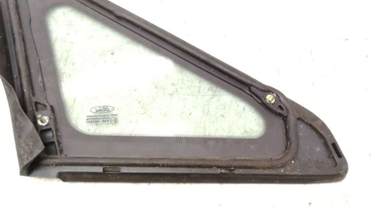 Ford Focus C-MAX (2003 - 2010)  43R001057 Треугольное стекло в передней части кузова