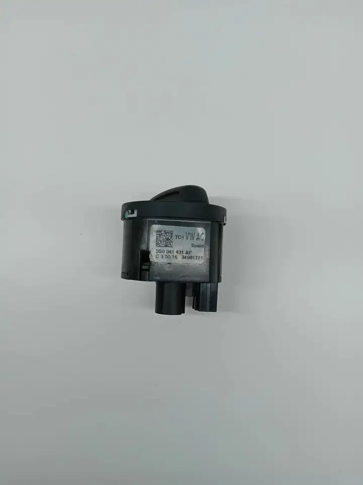 Seat Leon (5F) (2012 - 2019) 5G0941431AF Включатель фонарей — фото 3