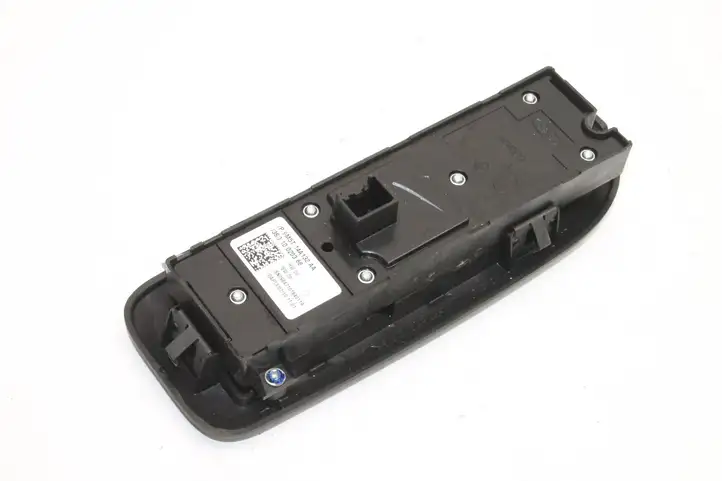 Ford Kuga I (2008 - 2012) 9M5T14A132AA Кнопка фаркопа в багажнике — фото 4
