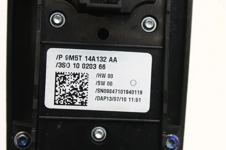 Ford Kuga I (2008 - 2012) 9M5T14A132AA Кнопка фаркопа в багажнике — фото 5