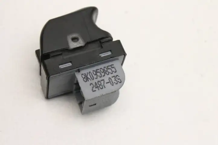 Audi A5 8T 8F (2007 - 2011) 8K0959855 Кнопка фаркопа в багажнике — фото 3
