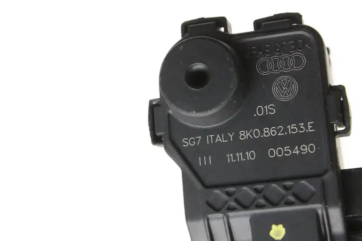 Audi A5 8T 8F (2007 - 2011) 8K0862153E Замок крышки топливного бака — фото 3