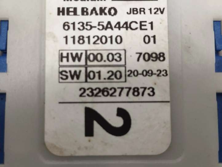 BMW i4 (2021 - )  5A44CE1 Блок монтирования реле