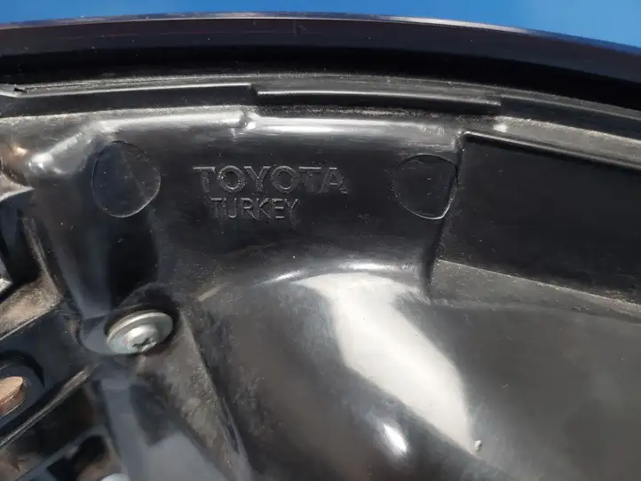 Toyota Corolla E210 E21 (2018 - ) 8156002D1100 Задний фонарь в кузове — фото 3
