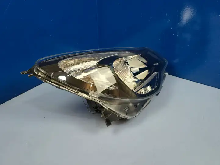 Opel Corsa D (2006 - 2010) 13446802 Передняя фара — фото 6