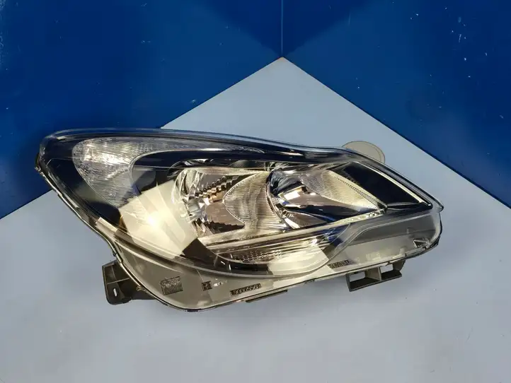 Opel Corsa D (2006 - 2010) 13446802 Передняя фара — фото 7
