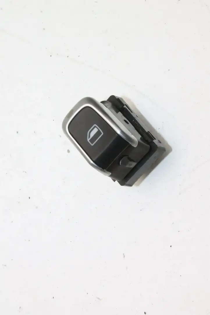 Audi A5 8T 8F (2011 - 2016) 8K0959855B Кнопка фаркопа в багажнике — фото 1