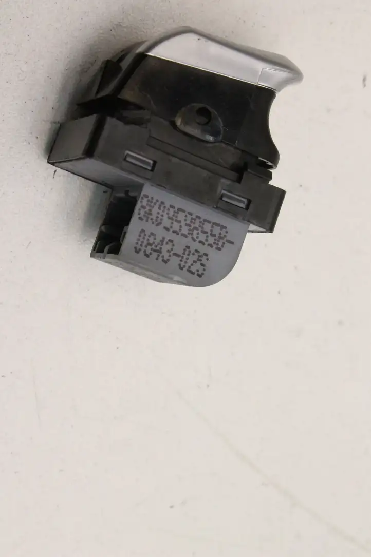 Audi A5 8T 8F (2011 - 2016) 8K0959855B Кнопка фаркопа в багажнике — фото 3