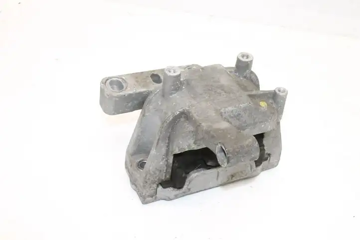 Volkswagen Tiguan (2007 - 2011) 5N0199262 Опора двигателя — фото 1