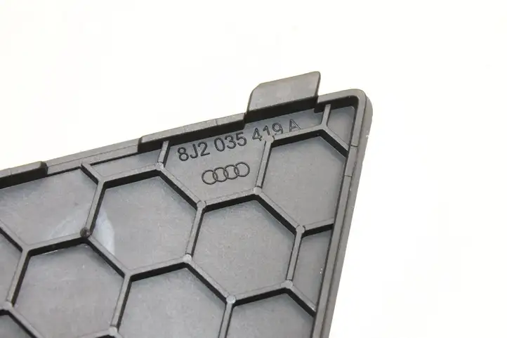 Audi TT Mk1 (2003 - 2006) 8J2035419A Накладка центрального динамика — фото 4