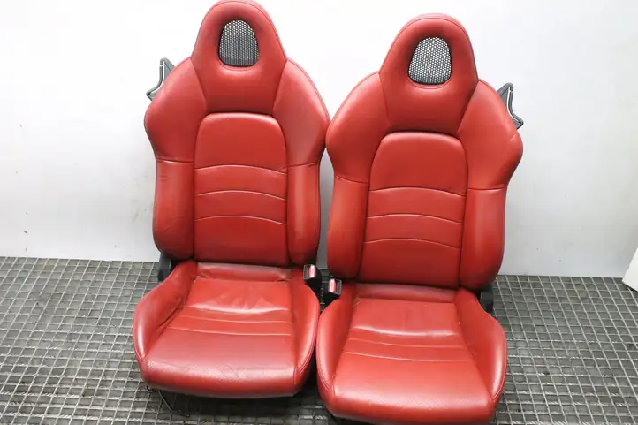 Honda S2000 (1999 - 2003) Комплект салона — фото 4