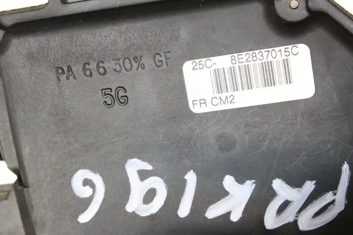 Audi A4 S4 B6 8E 8H (2000 - 2006) 8E2837015C Замок ручки двери — фото 4