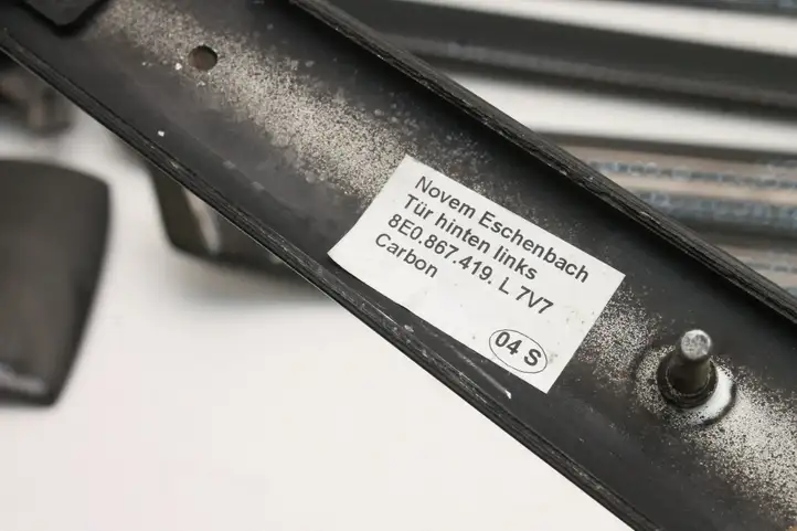 Audi A4 S4 B6 8E 8H (2000 - 2006) 8E0867419L Прочие детали салона — фото 7
