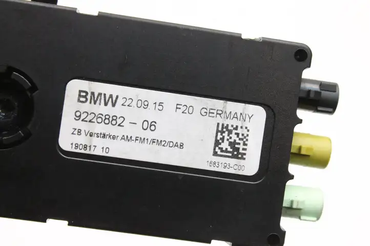 BMW 1 F20 F21 (2011 - 2019) 9226882 Усилитель антенны — фото 3