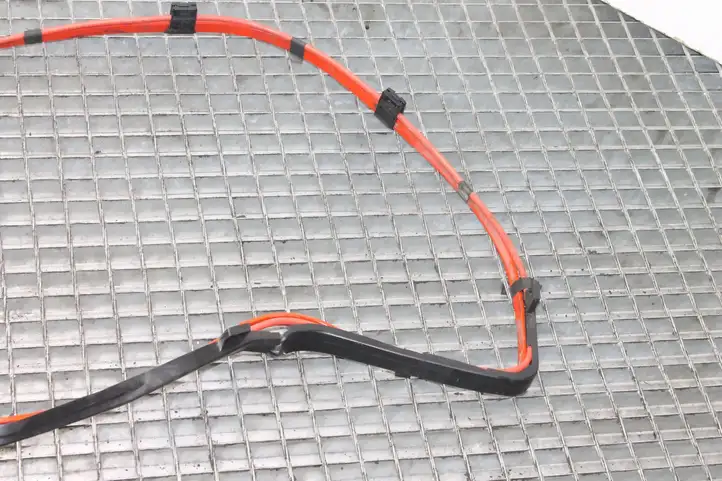 BMW 1 F20 F21 (2011 - 2019) 9348761 Плюсовой провод аккумулятора — фото 5