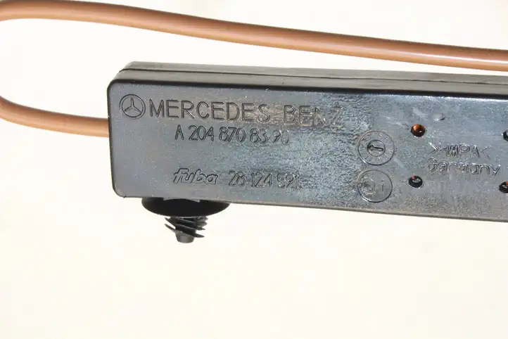 Mercedes-Benz C W204 (2007 - 2014) A2048708390 Усилитель антенны — фото 7