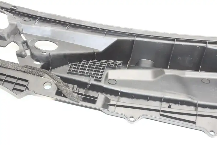 Nissan 370Z (2014 - ) 688621EP0A Отделка лючка топливного бака — фото 7