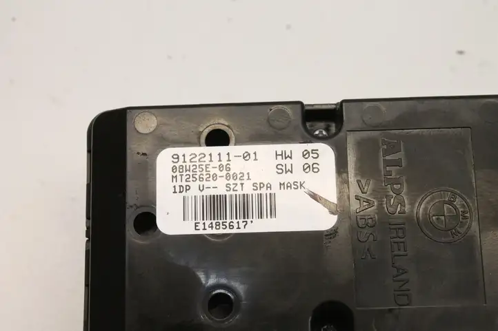 BMW 5 E60 E61 (2004 - 2010) 9122111 Кнопка стеклоподъемников — фото 4