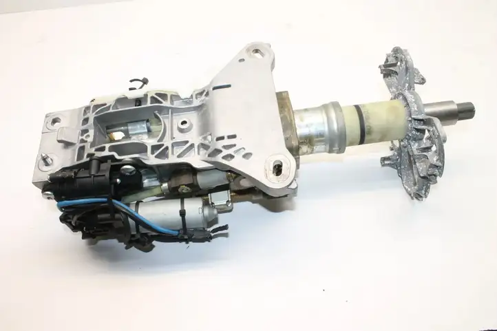 BMW 5 E60 E61 (2004 - 2010) 6786907 Вал рулевой колонки — фото 3