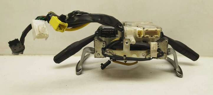 Subaru Outback (2007 - 2009)  83161AG430 Включатель датчиков парковки