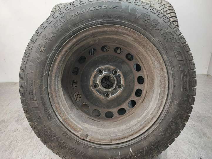 Volkswagen Caddy (2004 - 2010)  2K0601027 Зимняя покрышка (покрышки) сR 15