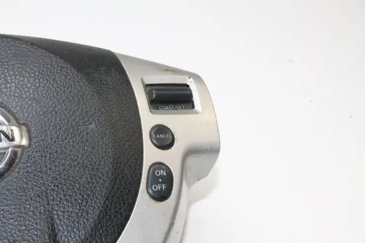 Nissan Qashqai (2006 - 2010) Подушка безопасности руля — фото 3