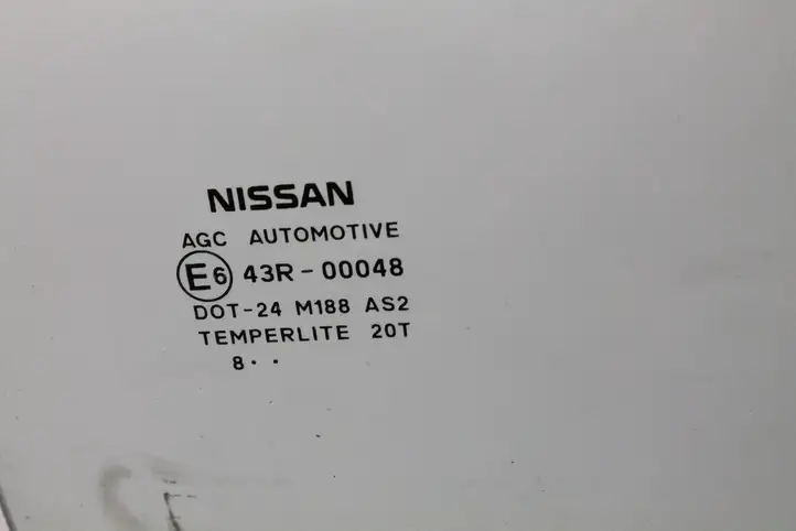 Nissan Qashqai (2006 - 2010) 43R00048 Стекло задней двери — фото 2