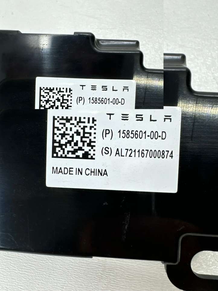 Tesla Model Y (2019 - )  158560100D Антенна Bluetooth