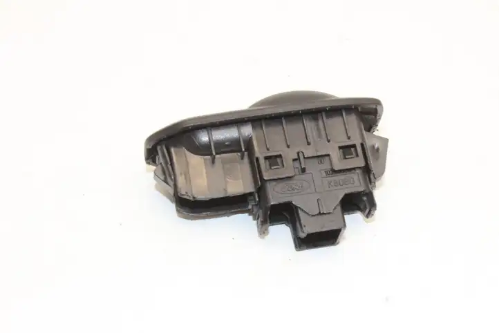 Ford Focus Grand C-MAX (2010 - 2019) F1ET14529AA Кнопка фаркопа в багажнике — фото 3