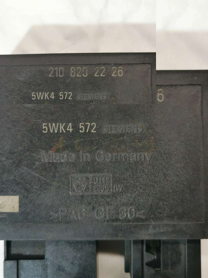 Mercedes-Benz C W202 (1993 - 2000)  2108202226 Блок управления иммобилайзера