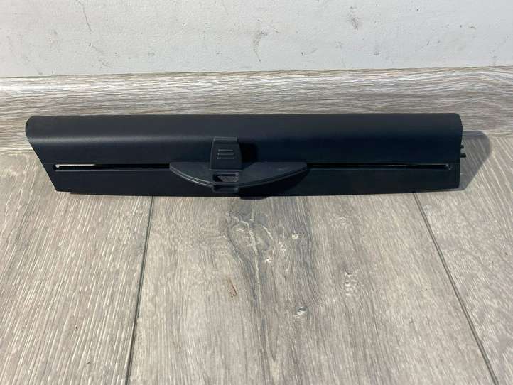 BMW 3 F30 F35 F31 (2012 - 2018)  7281123 Солнцезащитная шторка на заднем боковом окне универсала